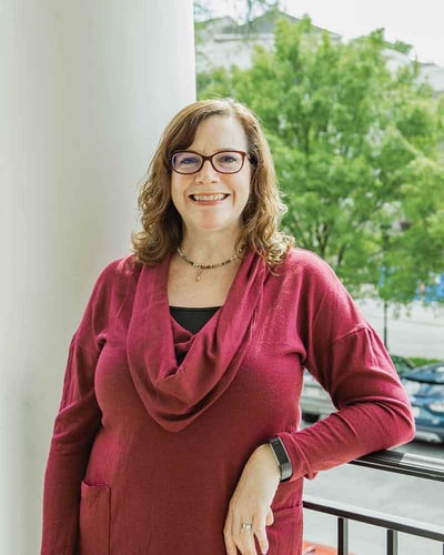 Dawn Olson headshot
