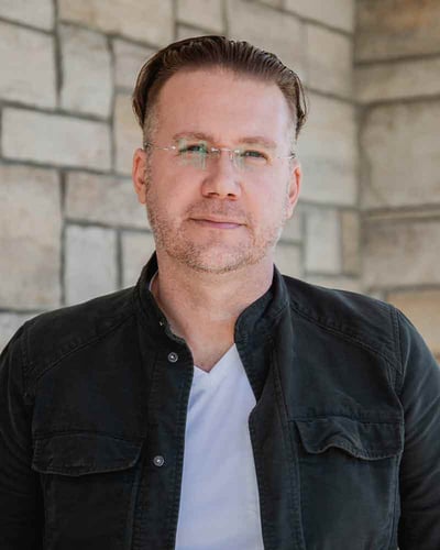 Ryan Longnecker headshot