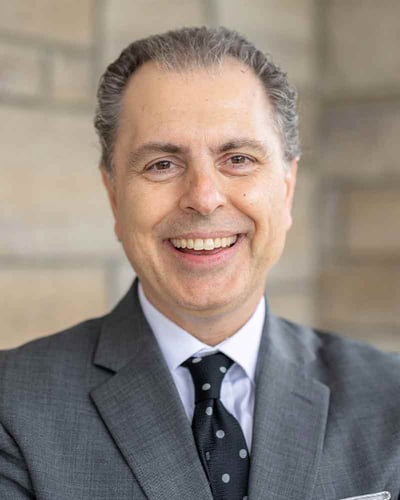 2025_MKTG_HEADSHOT_Troy-Munn_v01