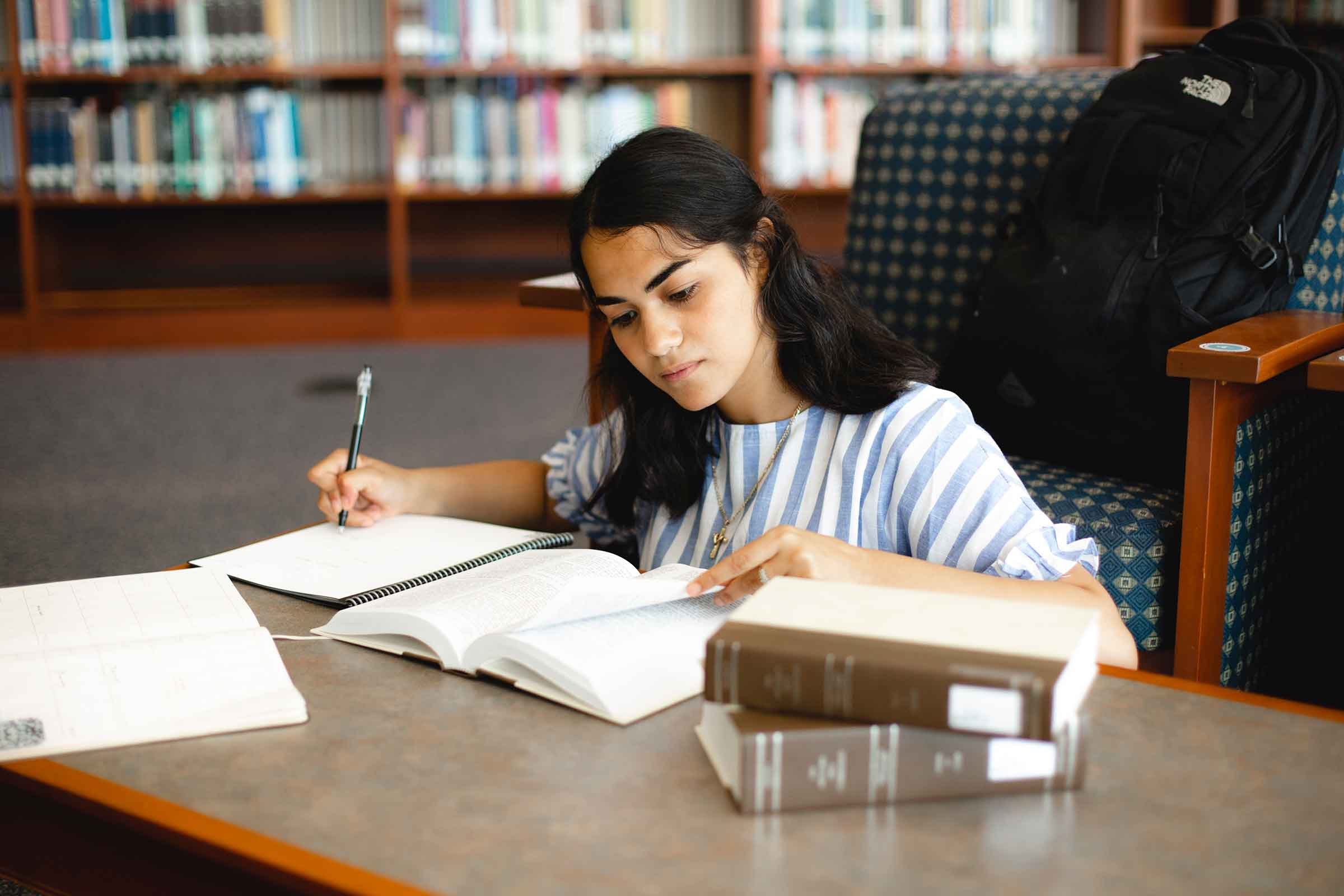 Trevecca student studies after deciding that finishing her degree was the right decision for her.