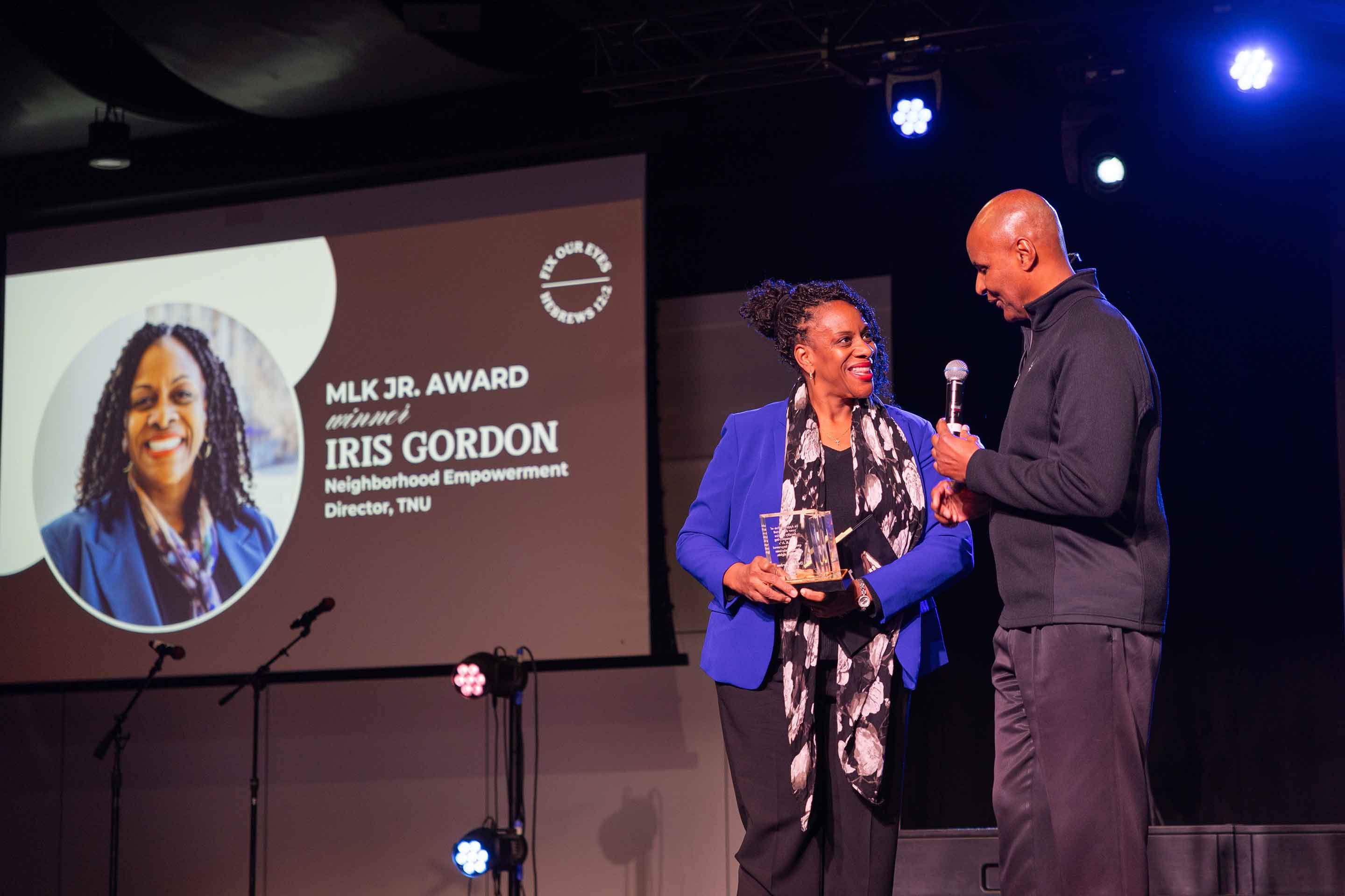 Gordon Receives Martin Luther King Jr. Award at Trevecca