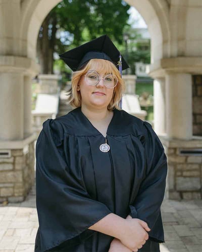 Sydney Gales headshot