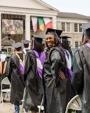 26-Blog-Photo-Posts_2026-Grads-Experiences-3